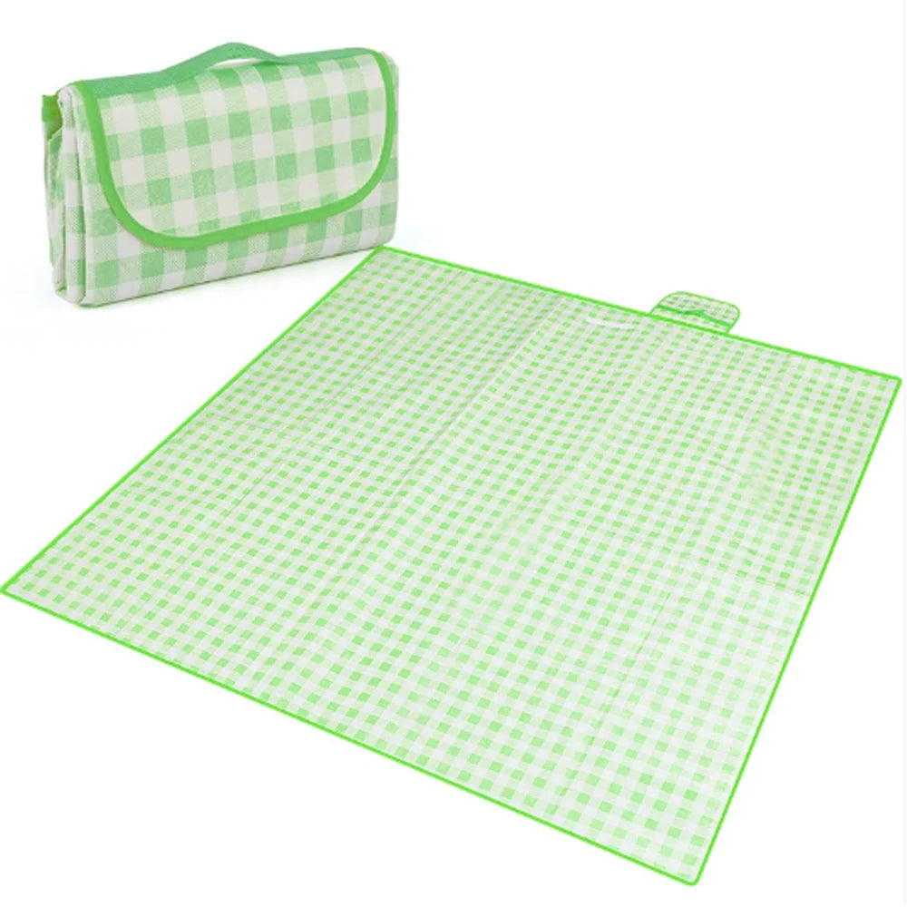 Lightweight Beach & Picnic Blanket – 140×190cm