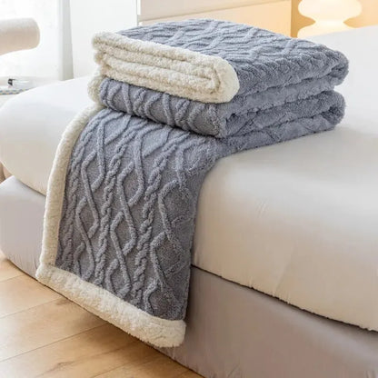 Premium Lamb Wool-Style Blanket – Thick & Durable